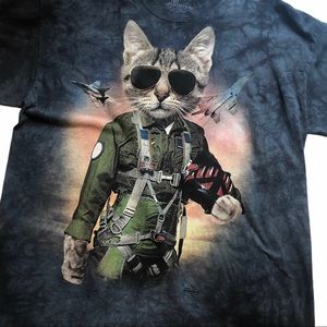 The Mountain parachute Cat tee size 2XL